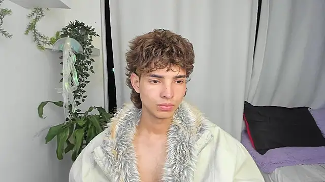 Snapshot of santy-kitty chatting on January 10, 2026, 12:50 am santy-kitty online show from January 10, 2026, 12:50 am