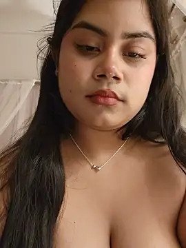 Snapshot of its_amesha chatting on March 4, 2025, 6:18 pm its amesha online show from March 4, 2025, 6:18 pm