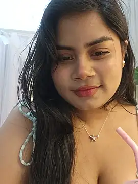 Snapshot of its_amesha chatting on February 25, 2025, 10:20 pm its amesha online show from February 25, 2025, 10:20 pm