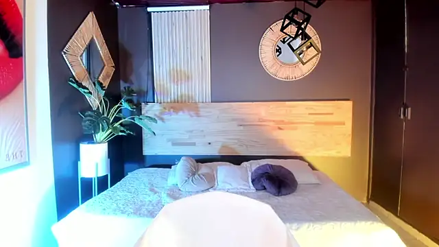 Annaa rosee online show from September 21, 2025, 3:44 am