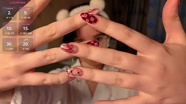 Snapshot of Nora_Failure chatting on October 25, 2025, 8:57 am Nora Failure online show from October 25, 2025, 8:57 am