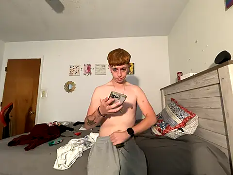 Snapshot of twentywithafelonyy chatting on October 19, 2025, 8:11 pm twentywithafelonyy online show from October 19, 2025, 8:11 pm