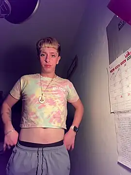 Snapshot of twentywithafelonyy chatting on January 30, 2025, 9:47 am twentywithafelonyy online show from January 30, 2025, 9:47 am