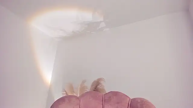 amelie murphy  online show from February 19, 2026, 11:51 am