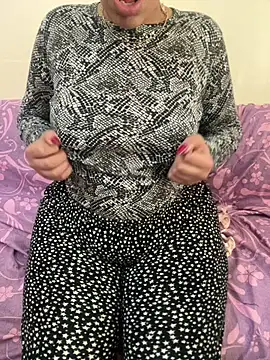 Layla-daloua online show from March 26, 2026, 5:11 pm