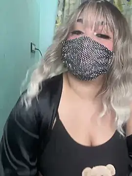 Snapshot of belquiis chatting on February 17, 2025, 11:54 pm belquiis online show from February 17, 2025, 11:54 pm