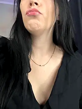 Snapshot of MonikaSweetXXX chatting on September 19, 2025, 8:35 pm MonikaSweetXXX online show from September 19, 2025, 8:35 pm