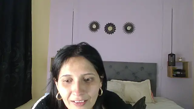 Snapshot of emily_leinner chatting on January 15, 2026, 10:35 pm emily leinner online show from January 15, 2026, 10:35 pm