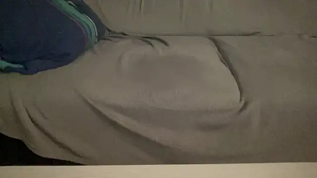 lolohot1988 online show from September 28, 2025, 7:10 pm