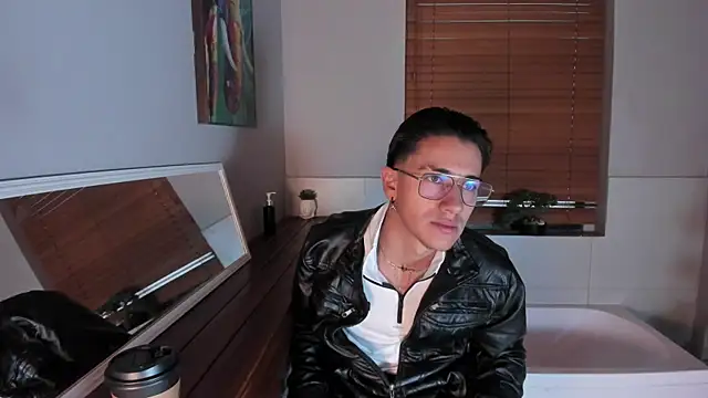 Andy Joy  online show from October 31, 2025, 11:51 am