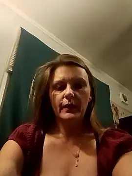 Snapshot of skyeb0787 chatting on December 7, 2024, 5:21 am skyeb0787 online show from December 7, 2024, 5:21 am