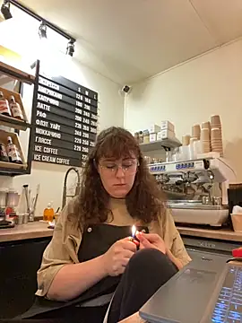 cinnabon  online show from November 7, 2025, 3:38 pm