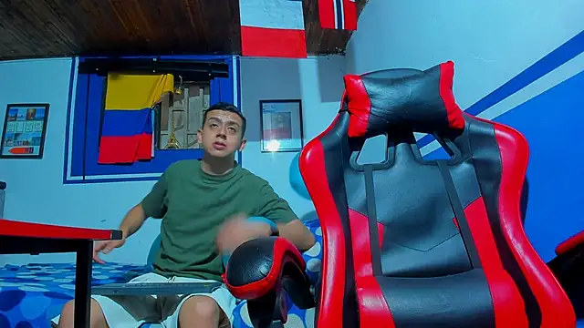 maxowens oficial online show from March 8, 2026, 7:17 pm