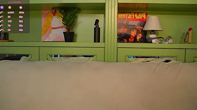 LindaFarmer online show from March 11, 2026, 4:06 am