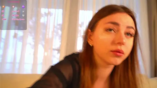 Snapshot of LindaFarmer chatting on February 4, 2026, 4:40 am LindaFarmer online show from February 4, 2026, 4:40 am