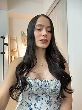 rubyhill 2711 online show from December 18, 2025, 12:05 am