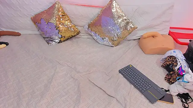 cookplleaser online show from February 11, 2026, 12:05 pm