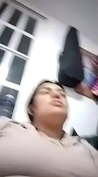 naughty-sharlot online show from February 9, 2025, 4:36 am