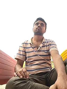 Snapshot of Ishan003 chatting on June 25, 2026, 2:31 am Ishan003 online show from June 25, 2026, 2:31 am