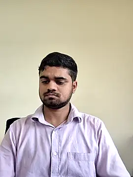 Snapshot of Ishan003 chatting on July 5, 2026, 6:31 am Ishan003 online show from July 5, 2026, 6:31 am