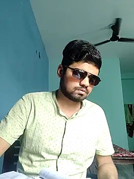 Snapshot of Ishan003 chatting on June 19, 2026, 6:41 am Ishan003 online show from June 19, 2026, 6:41 am