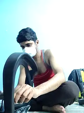 Ishan003 online show from October 19, 2025, 4:32 pm