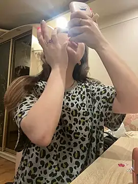 Snapshot of sexyy_girl_ chatting on December 26, 2024, 12:05 pm sexyy girl  online show from December 26, 2024, 12:05 pm