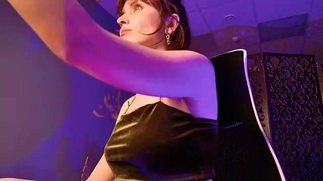 LolaAsmus online show from March 19, 2025, 7:17 pm