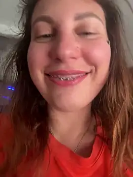 Snapshot of Yanacool007 chatting on February 18, 2025, 10:27 am Yanacool007 online show from February 18, 2025, 10:27 am