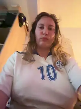 Snapshot of Yanacool007 chatting on February 24, 2025, 3:09 pm Yanacool007 online show from February 24, 2025, 3:09 pm