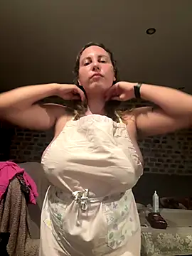 Snapshot of Yanacool007 chatting on September 16, 2025, 6:09 pm Yanacool007 online show from September 16, 2025, 6:09 pm