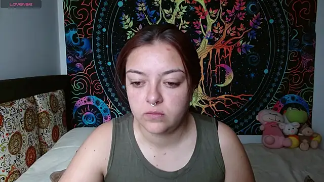 charlott 3 online show from February 5, 2025, 2:05 pm