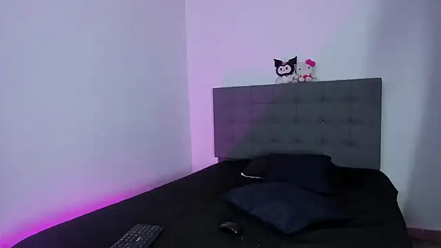 petty effy online show from December 23, 2024, 11:49 pm