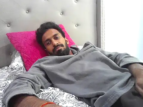 Snapshot of skinny__boy__ chatting on September 26, 2025, 3:19 pm skinny boy online show from September 26, 2025, 3:19 pm