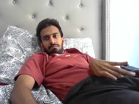 Snapshot of skinny__boy__ chatting on November 4, 2025, 4:55 pm skinny boy online show from November 4, 2025, 4:55 pm