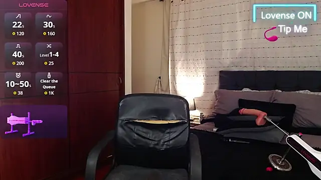 Snapshot of Hornymoan chatting on February 3, 2026, 10:48 pm Hornymoan online show from February 3, 2026, 10:48 pm