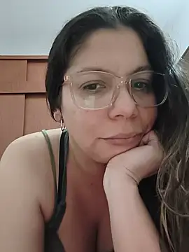 Carliina Soussa online show from July 13, 2026, 1:49 am