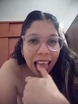 Carliina Soussa online show from May 15, 2026, 11:14 pm