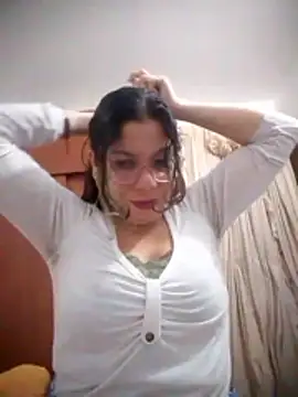 Carliina Soussa online show from January 12, 2026, 2:29 am