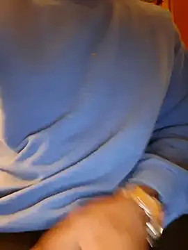 bigboytoy912 online show from May 7, 2026, 1:54 am