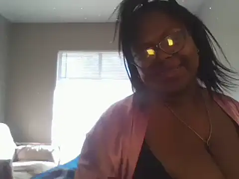 Snapshot of Needmehard chatting on December 27, 2024, 4:10 pm Needmehard online show from December 27, 2024, 4:10 pm