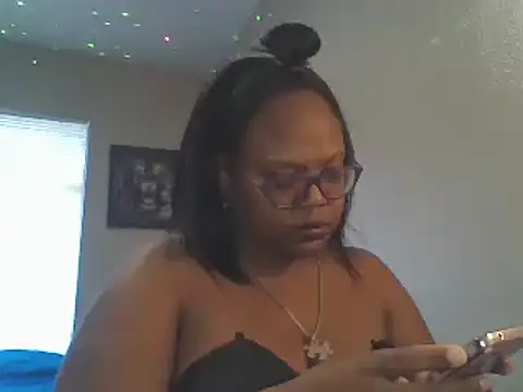 Snapshot of Needmehard chatting on January 4, 2025, 8:48 pm Needmehard online show from January 4, 2025, 8:48 pm