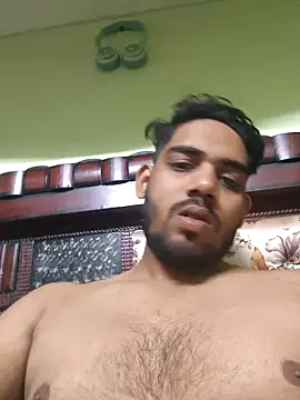 Rajsingh9650 online show from November 17, 2025, 5:17 pm