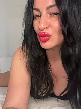 Helena7077 online show from April 19, 2026, 12:50 pm