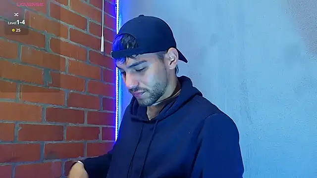 Snapshot of Leandro_valenzuela chatting on December 3, 2025, 12:15 pm Leandro valenzuela online show from December 3, 2025, 12:15 pm