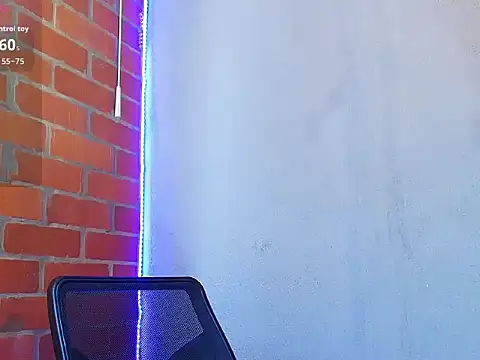 Snapshot of Leandro_valenzuela chatting on October 28, 2025, 3:11 pm Leandro valenzuela online show from October 28, 2025, 3:11 pm