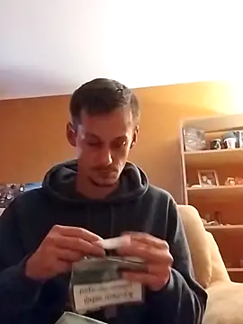 Snapshot of Crazzy_Maiky chatting on November 27, 2025, 10:32 pm Crazzy Maiky online show from November 27, 2025, 10:32 pm