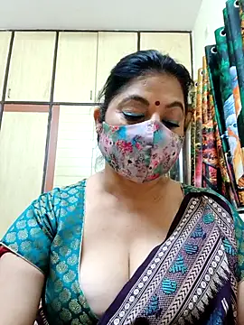 Ratna-777 online show from December 17, 2025, 6:35 pm