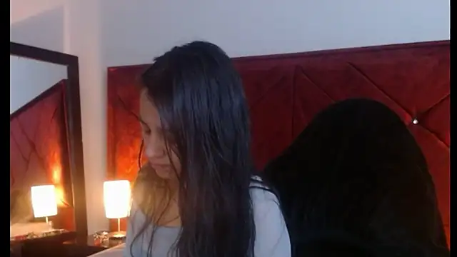 Julietacollins06 online show from March 17, 2026, 1:14 pm