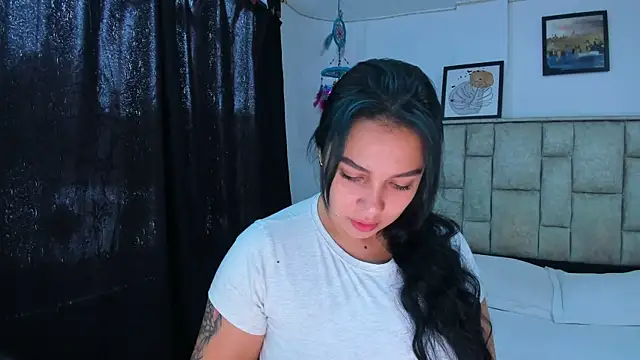 brianaGuzman online show from May 30, 2026, 4:23 pm